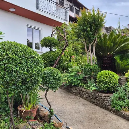 Seaview Tajm Garden & Private Parking