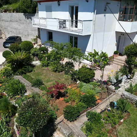 Seaview Tajm Garden & Private Parking *