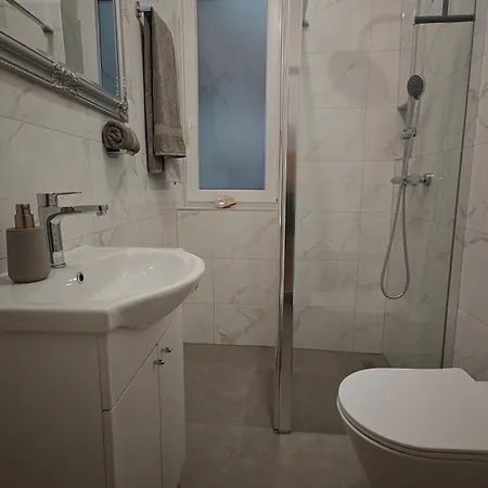 Apartamento Seaview Tajm Garden & Private Parking Opatija